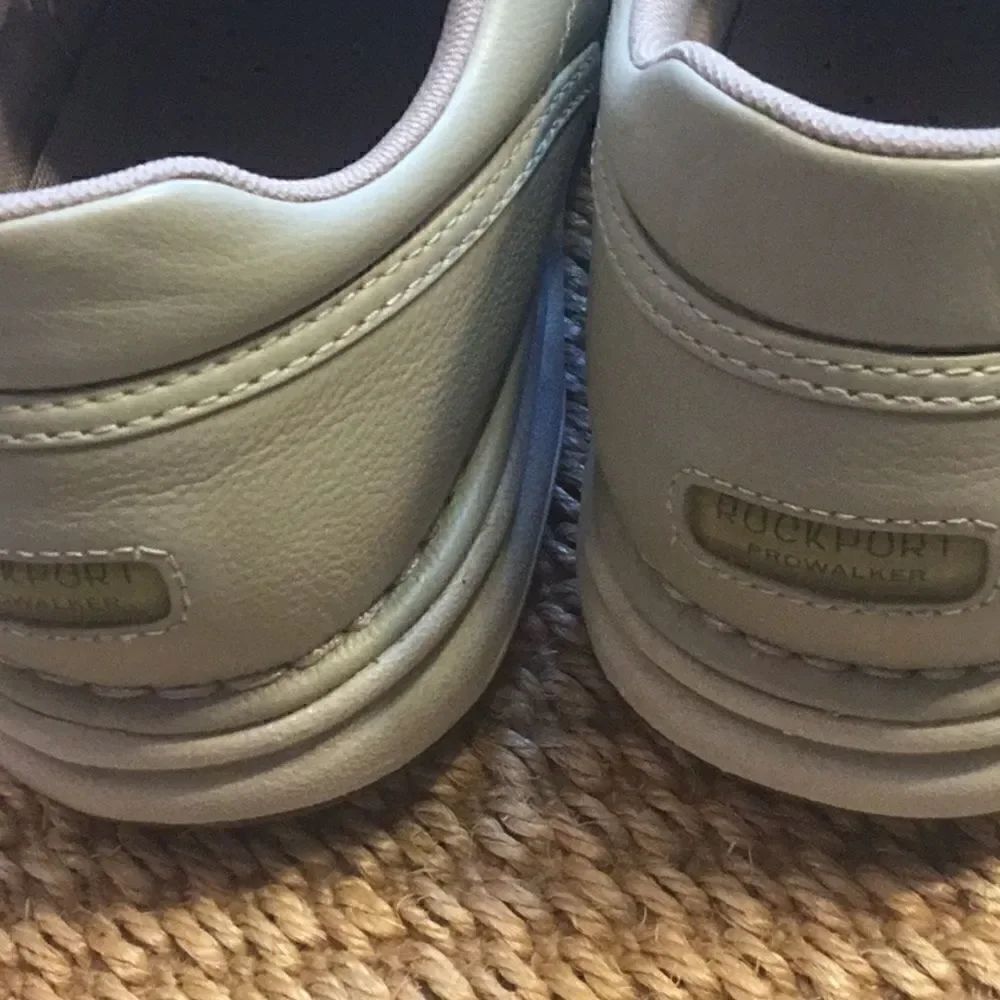 ROCKPORT PROWALKER in size 11 - Picture 6 of 16